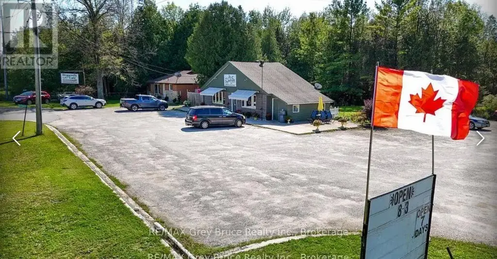317558 And 317560 Highway 6 And 10 Highway S, Georgian Bluffs